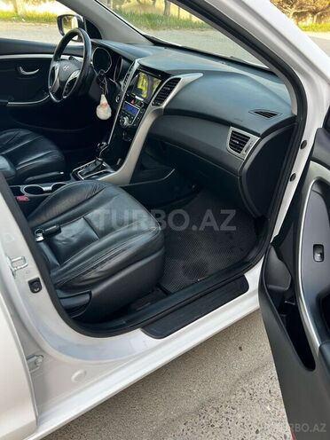 Hyundai i30 2014, 261,130 km - 1.6 л - Bakı