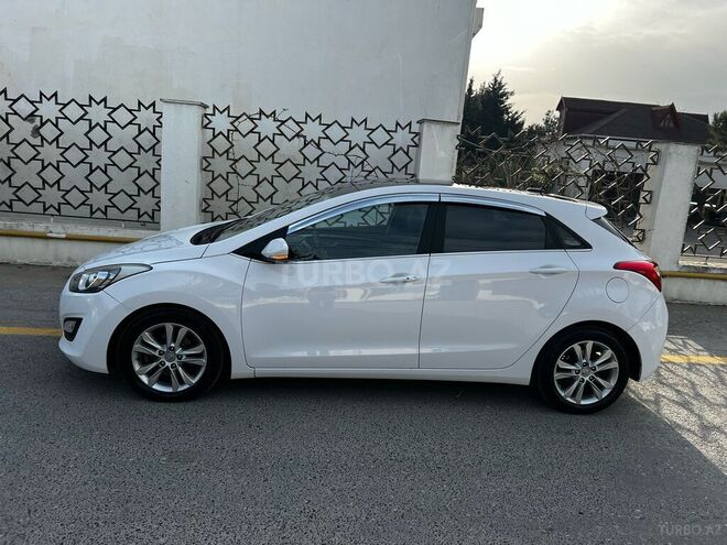 Hyundai i30 2014, 261,130 km - 1.6 л - Bakı