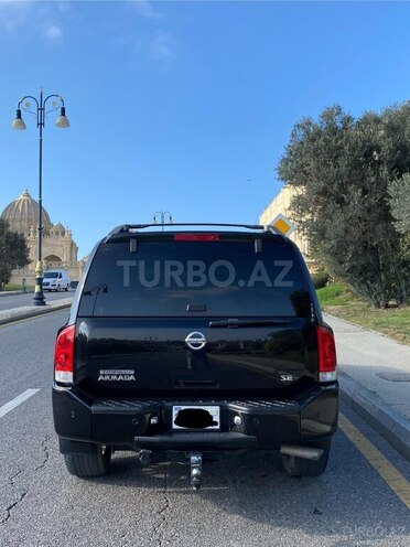 Nissan Armada 2005, 110,000 km - 5.6 l - Bakı