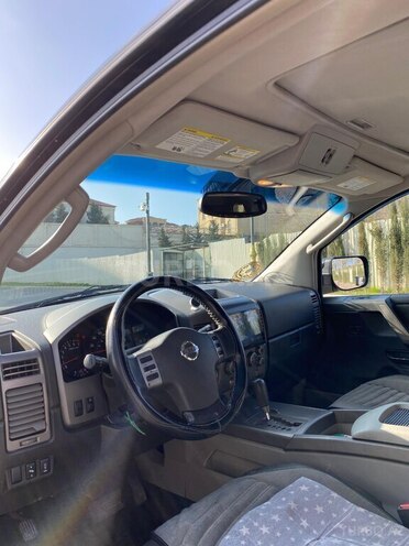 Nissan Armada 2005, 110,000 km - 5.6 l - Bakı