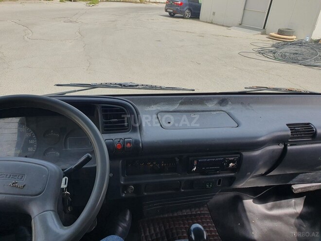 Isuzu NPR 66 L 2006, 334,200 km - 4.3 л - Bakı