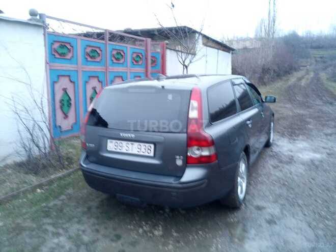 Volvo  2006, 257,000 km - 1.6 l - Qusar