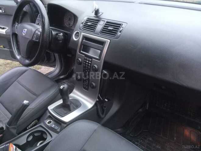 Volvo  2006, 257,000 km - 1.6 l - Qusar