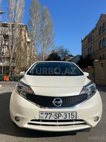Nissan Note-1