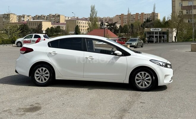 Kia K3 2016, 240,300 km - 1.6 l - Bakı