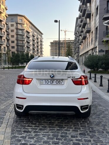 BMW X6 2010, 216,000 km - 4.4 l - Bakı
