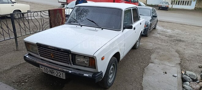 LADA (VAZ) 2107 2005, 95,000 km - 1.6 l - Qazax