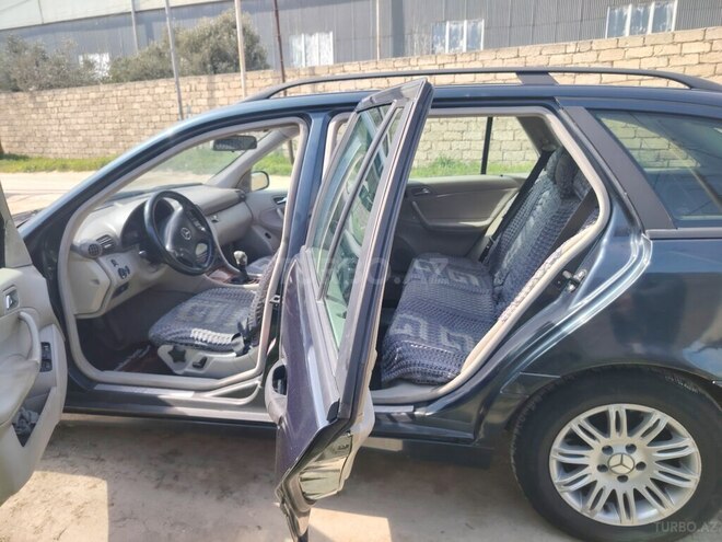 Mercedes C 200 d 2001, 180,000 km - 2.2 l - Bakı