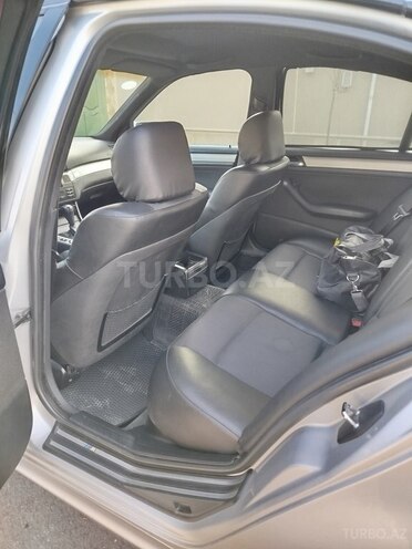 BMW 320 2002, 283,000 km - 2.0 l - İsmayıllı