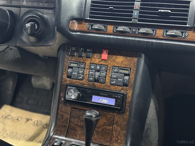 Mercedes S 320 1994, 302,000 km - 3.2 l - Sumqayıt