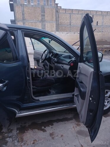 Mitsubishi L200 2008, 417,000 km - 2.5 l - Bakı