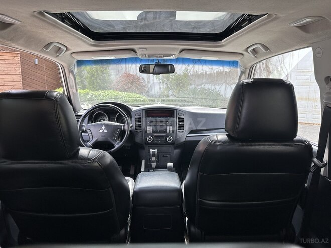 Mitsubishi Pajero 2008, 125,000 km - 3.8 l - Bakı