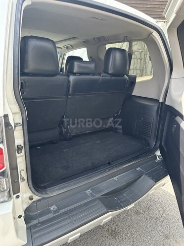 Mitsubishi Pajero 2008, 125,000 km - 3.8 l - Bakı