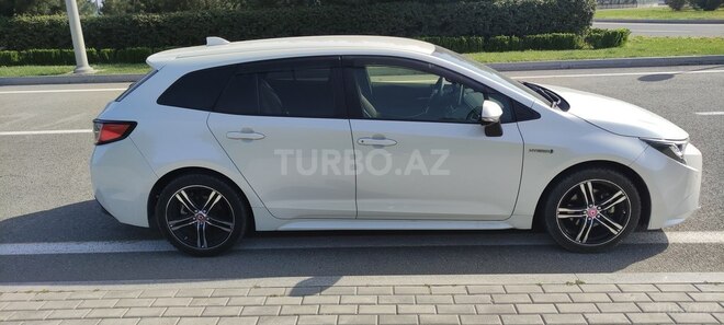 Toyota Corolla 2019, 133,000 km - 1.8 l - Bakı