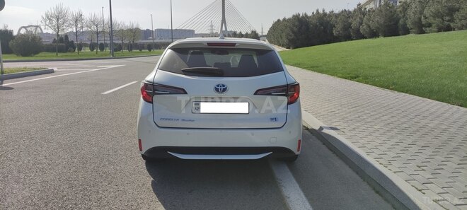 Toyota Corolla 2019, 133,000 km - 1.8 l - Bakı