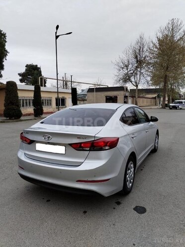 Hyundai Avante 2016, 172,000 km - 1.6 л - Ağcabədi