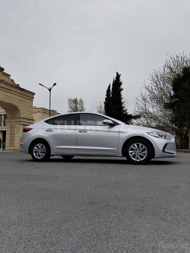 Hyundai Avante 2016, 172,000 km - 1.6 л - Ağcabədi