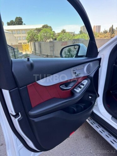 Mercedes GLC 250 4MATIC 2018, 180,000 km - 2.0 l - Bakı
