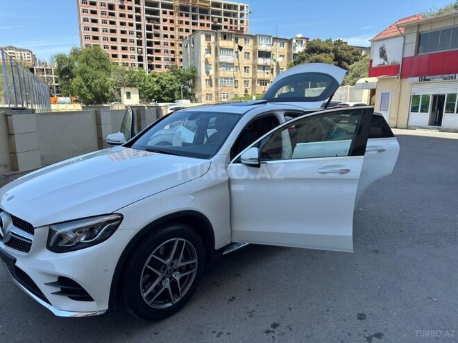 Mercedes GLC 250 4MATIC 2018, 180,000 km - 2.0 l - Bakı