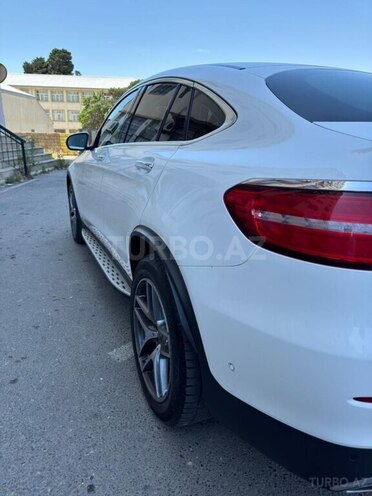 Mercedes GLC 250 4MATIC 2018, 180,000 km - 2.0 l - Bakı