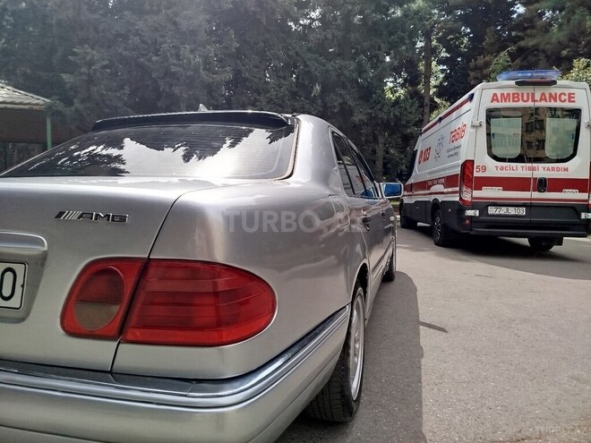 Mercedes E 230 1997, 405,825 km - 2.3 l - Bakı