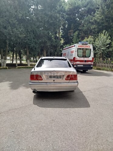 Mercedes E 230 1997, 405,825 km - 2.3 l - Bakı