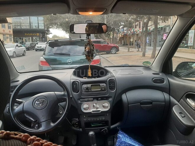 Toyota  2004, 256,000 km - 1.3 l - Bakı