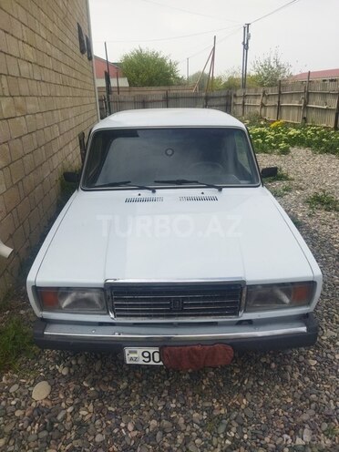 LADA (VAZ) 2107 2011, 131,000 km - 1.6 л - Salyan