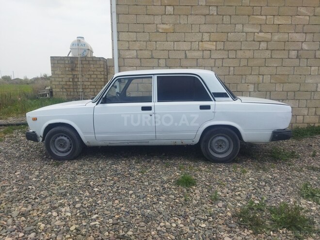 LADA (VAZ) 2107 2011, 131,000 km - 1.6 л - Salyan