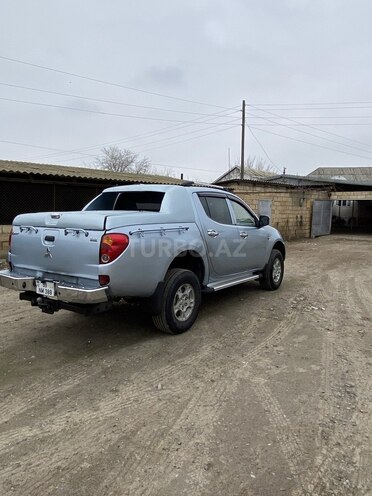 Mitsubishi L200 2008, 246,000 km - 2.5 l - Neftçala