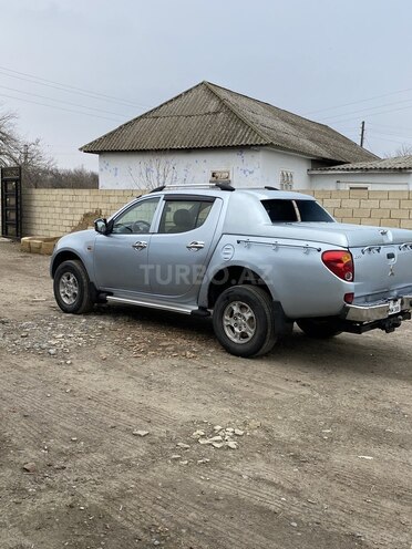 Mitsubishi L200 2008, 246,000 km - 2.5 l - Neftçala