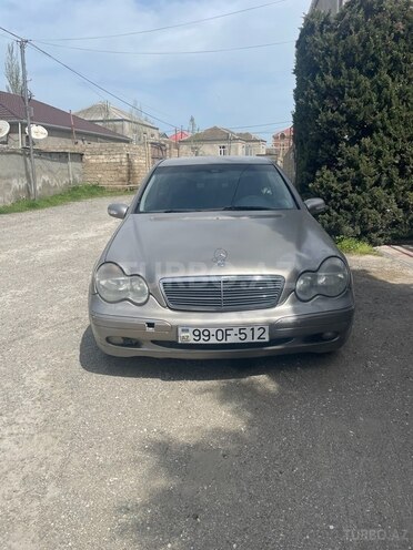 Mercedes C 220 d 2003, 495,000 km - 2.2 l - Bakı