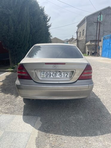 Mercedes C 220 d 2003, 495,000 km - 2.2 l - Bakı