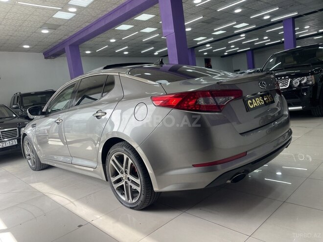 Kia Optima-12