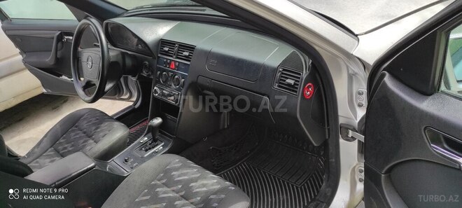 Mercedes C 220 d 2000, 430,000 km - 2.2 л - Gəncə