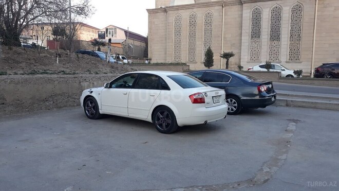 Audi A4 2004, 340,000 km - 1.8 l - Bakı