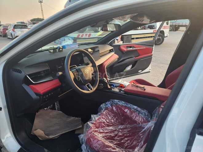 Toyota Camry 2024, 12,000 km - 2.0 l - Bakı