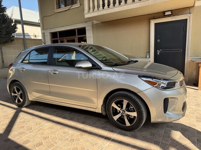 Kia Rio 2018, 161,826 km - 1.6 l - Bakı
