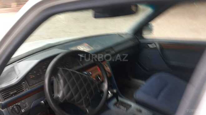 Mercedes E 200 d 1990, 450,000 km - 2.0 л - Masallı