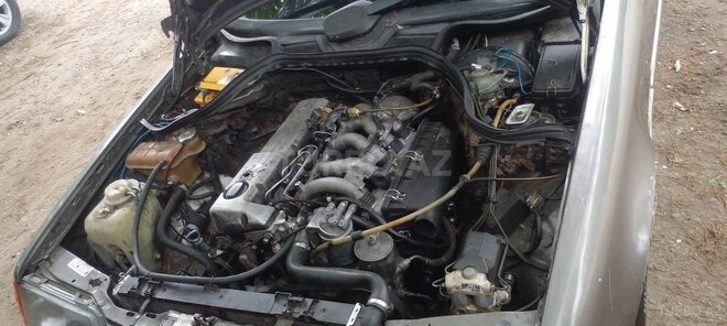 Mercedes E 250 1991, 356,000 km - 2.5 l - Masallı