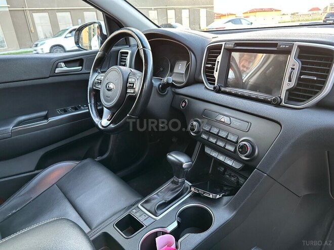 Kia Sportage 2017, 178,000 km - 2.0 l - Bakı