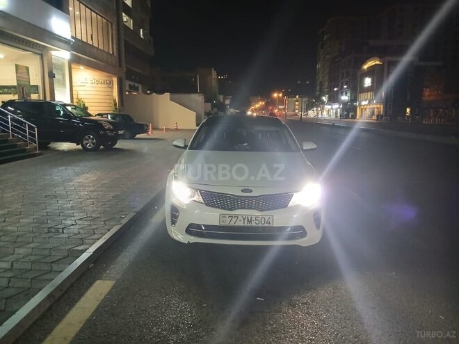 Kia K5 2016, 220,000 km - 1.7 l - Şəmkir