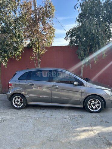 Mercedes B 170 2005, 196,000 km - 1.7 l - Bakı