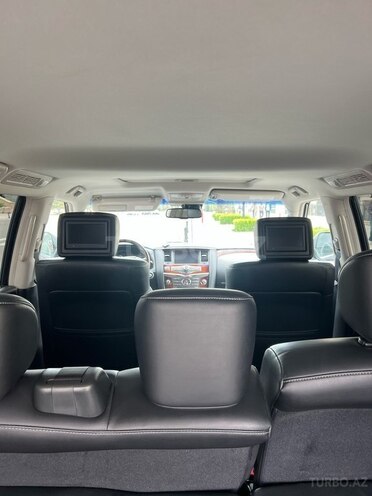 Infiniti QX80 2017, 95,000 km - 5.6 l - Bakı