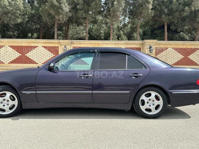 Mercedes E 270 1999, 319,000 km - 2.7 l - Bakı