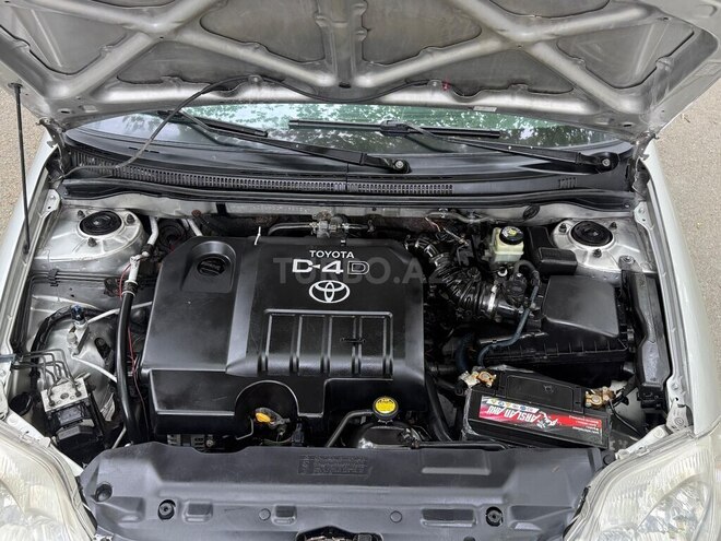 Toyota Corolla 2006, 310,000 km - 1.4 l - Mingəçevir