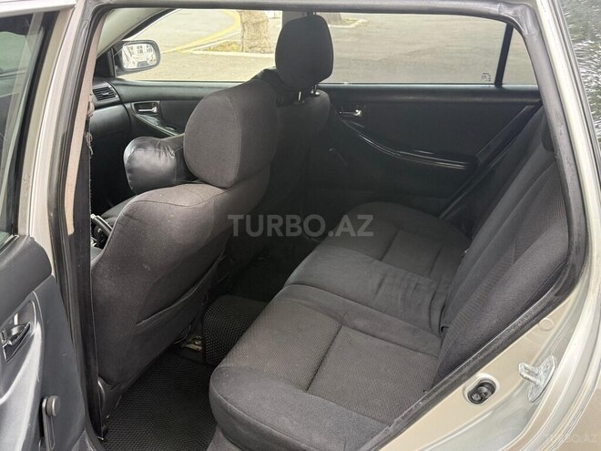 Toyota Corolla 2006, 310,000 km - 1.4 l - Mingəçevir