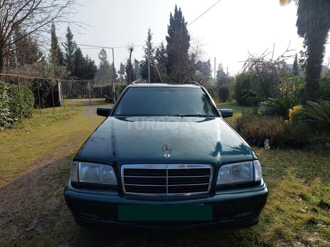 Mercedes C 220 d 1999, 300,000 km - 2.2 l - Astara