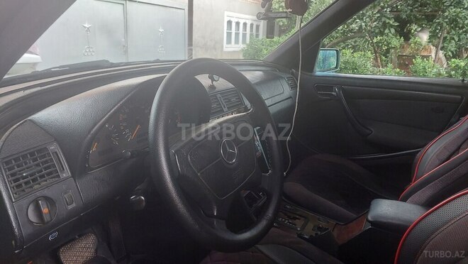 Mercedes C 220 d 1999, 300,000 km - 2.2 l - Astara