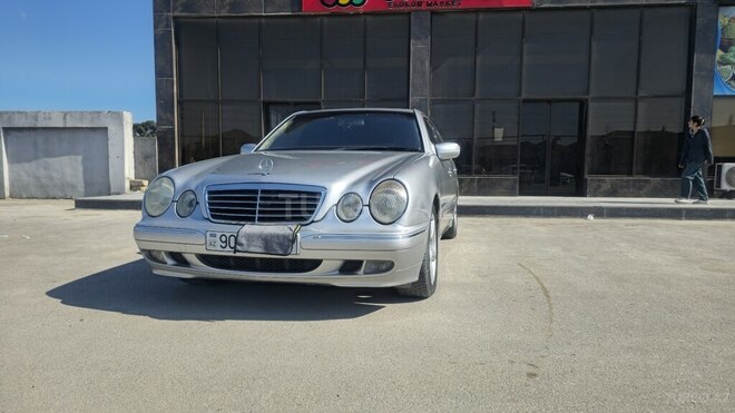Mercedes E 240 2000, 406,000 km - 2.4 l - Bakı